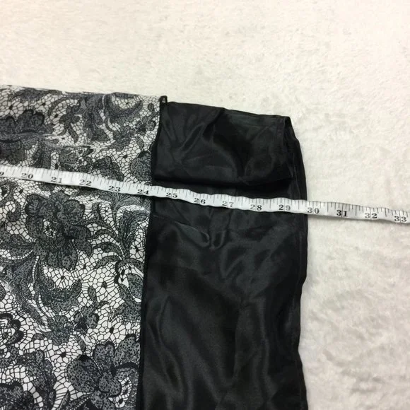 New! Torrid Tank Top Blouse 4X Womans Plus Black White Lace Print Sleeveless - Picture 14 of 14